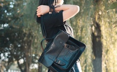 俄罗斯女人Z0ZOZO